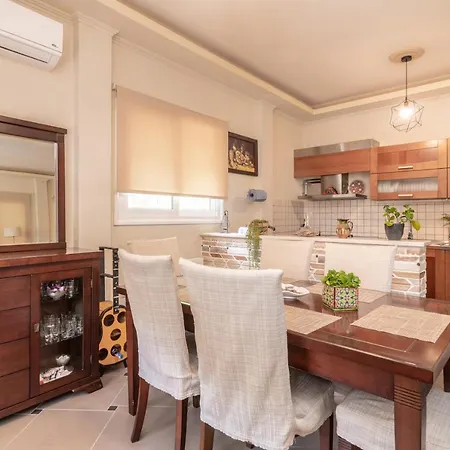 Zamor Family 1 Casa de Férias Mouzákion