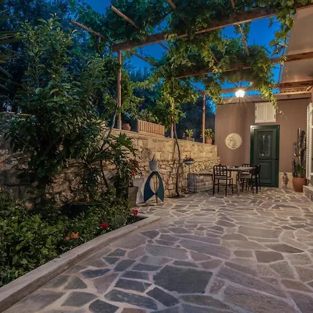 Casa de Férias Zamor Family 1 Mouzákion