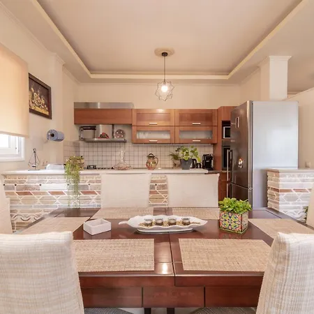 Zamor Family 1 * Mouzákion