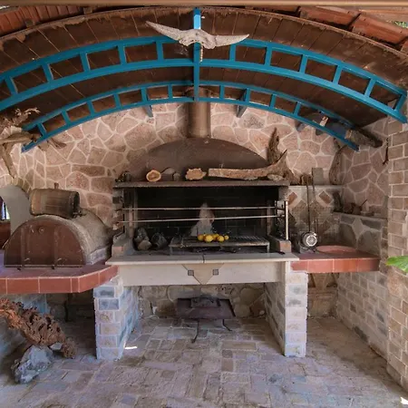 Casa de Férias Zamor Family 1 Mouzákion